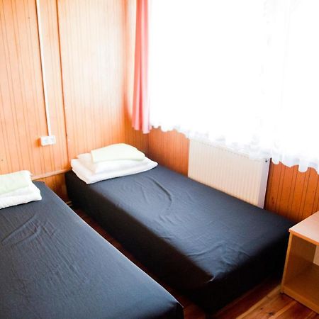 Camping Oaza Blonie Kornik Domki Standard - 3 Pokoje Exterior photo