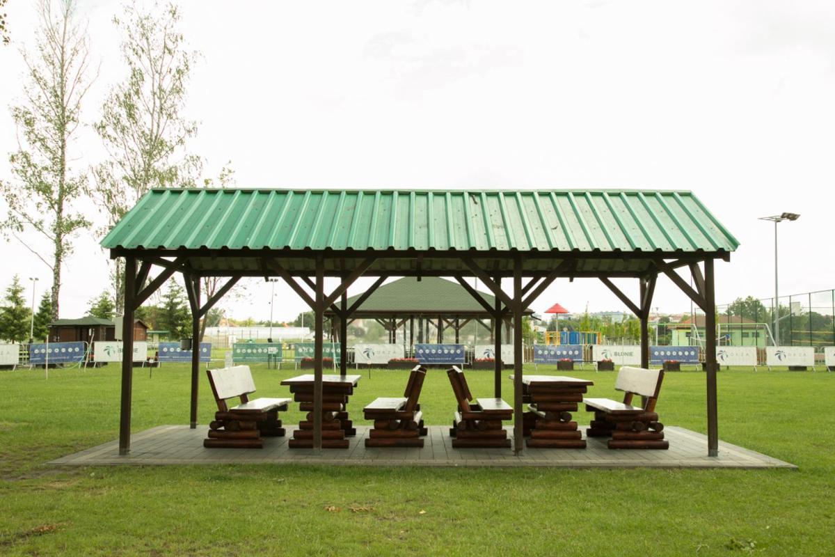 Camping Oaza Blonie Kornik Domki Standard - 3 Pokoje Exterior photo